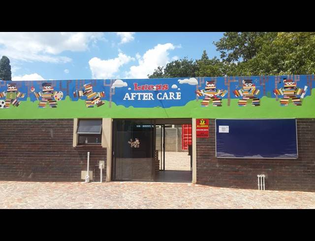 M² BUILDING FOR SALE IN SASOLBURG CENTRAL